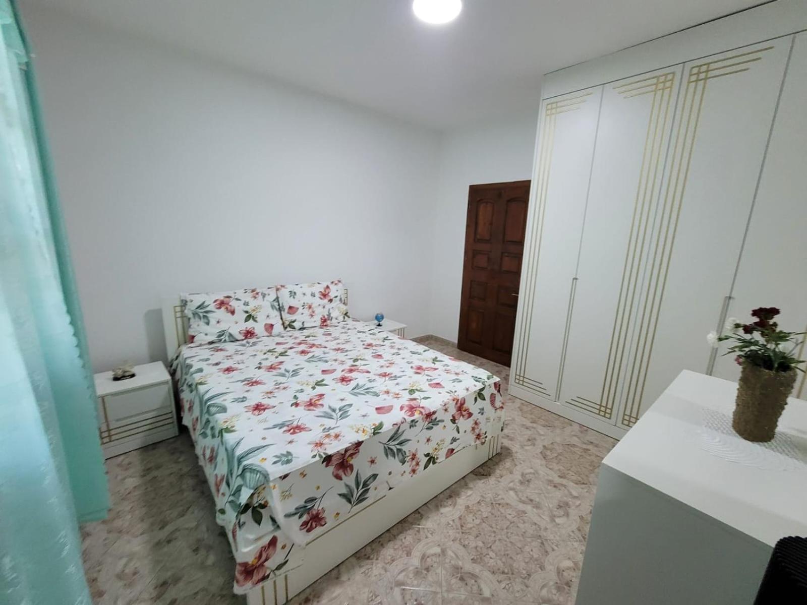 Private Room On A Shared Apartament Near Durres Beach Esterno foto