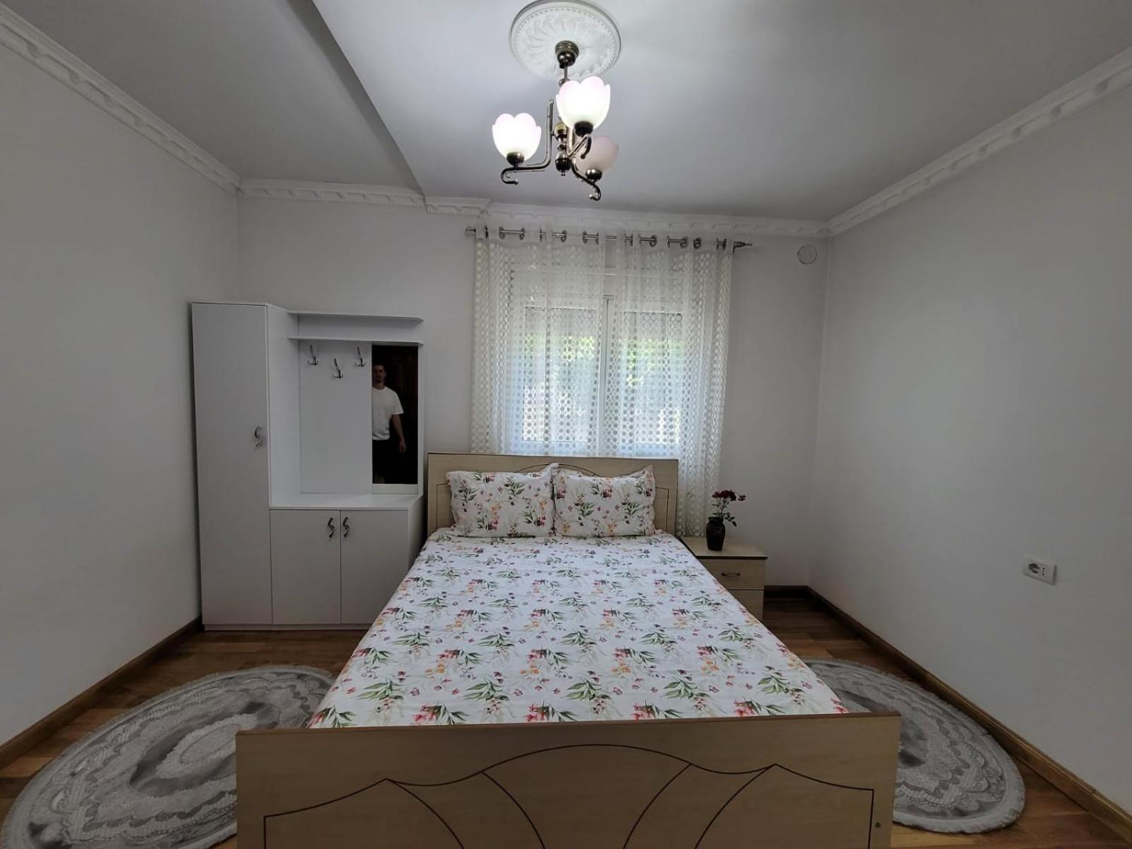 Private Room On A Shared Apartament Near Durres Beach Esterno foto